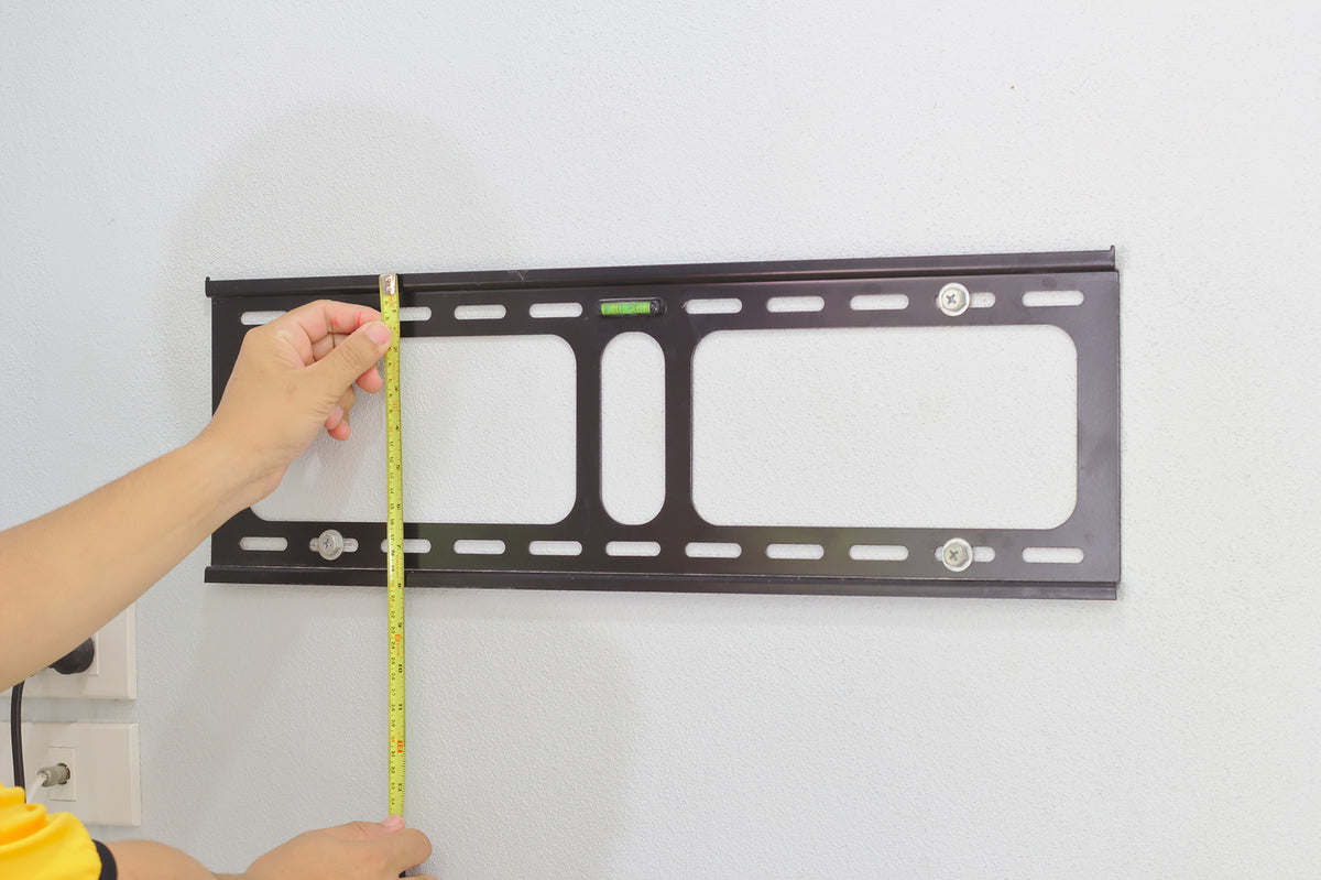 UPPSETNING Á SJÓNVARPI Á VEGG - STÆRÐIR 57” - 85”